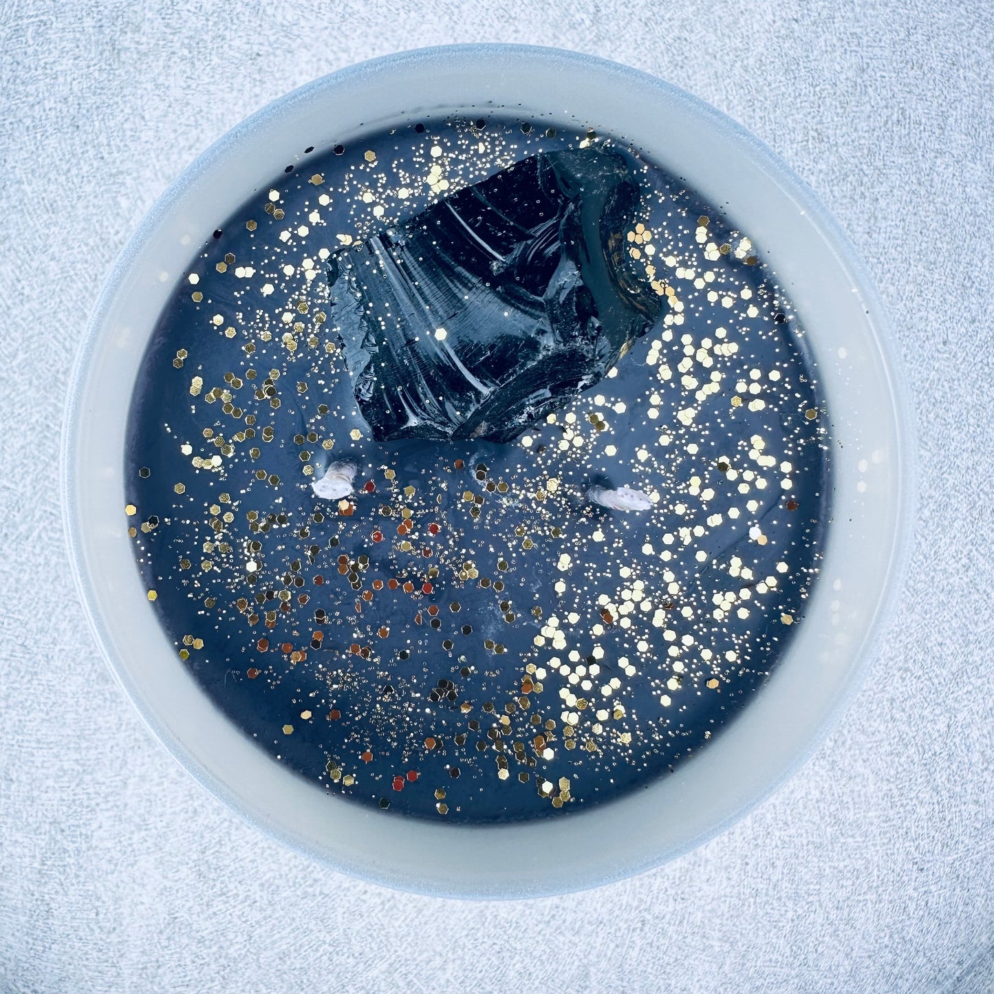 BLACK OPIUM - CANDLE (Black dye)